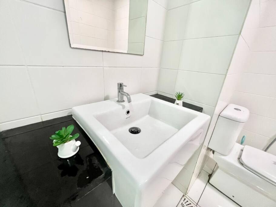 D 1-5Pax Cozy Home Trefoil Setia Alam 3Bed Wifi &Tv Shah Alam Setia City Mall Exterior photo